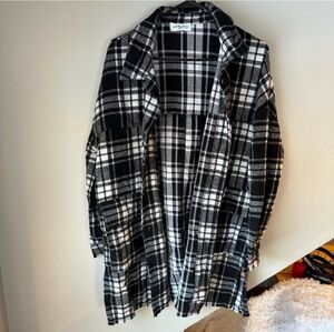 Carly Jean Los Angeles Plaid Shirt Jacket "Shacket"